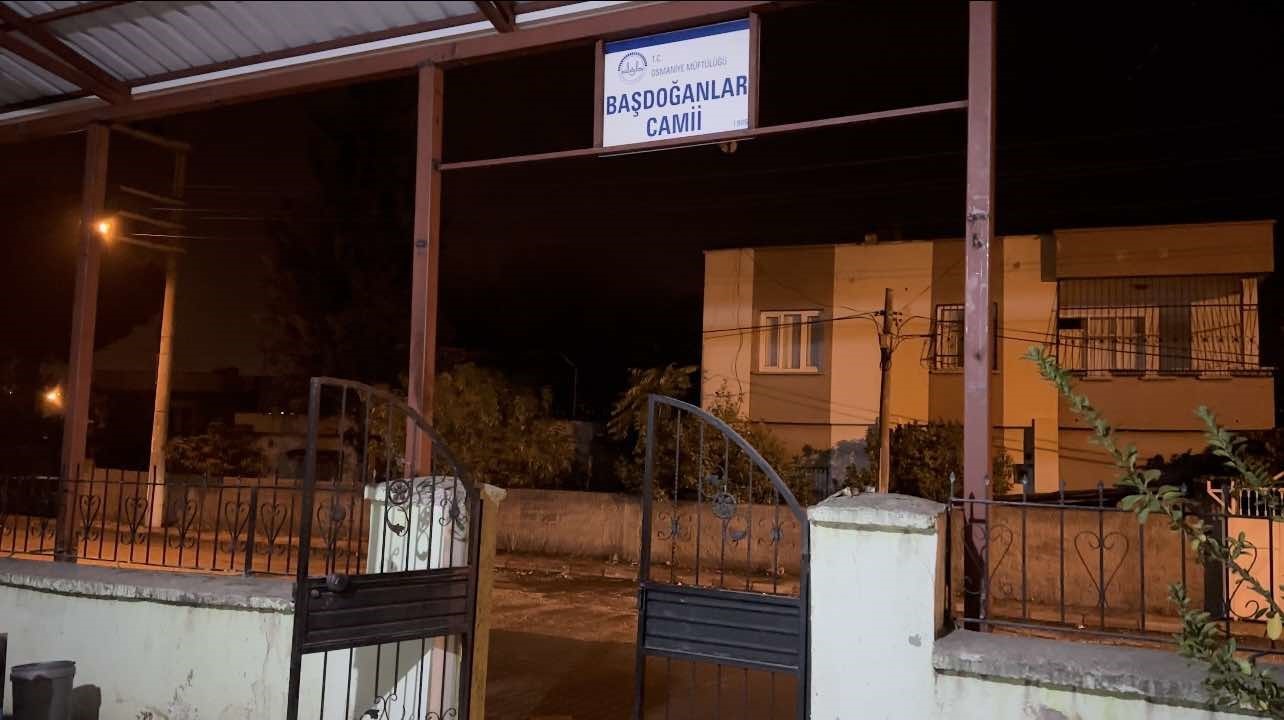 Osmaniye’de cami imamı ve müezzin darp edildi