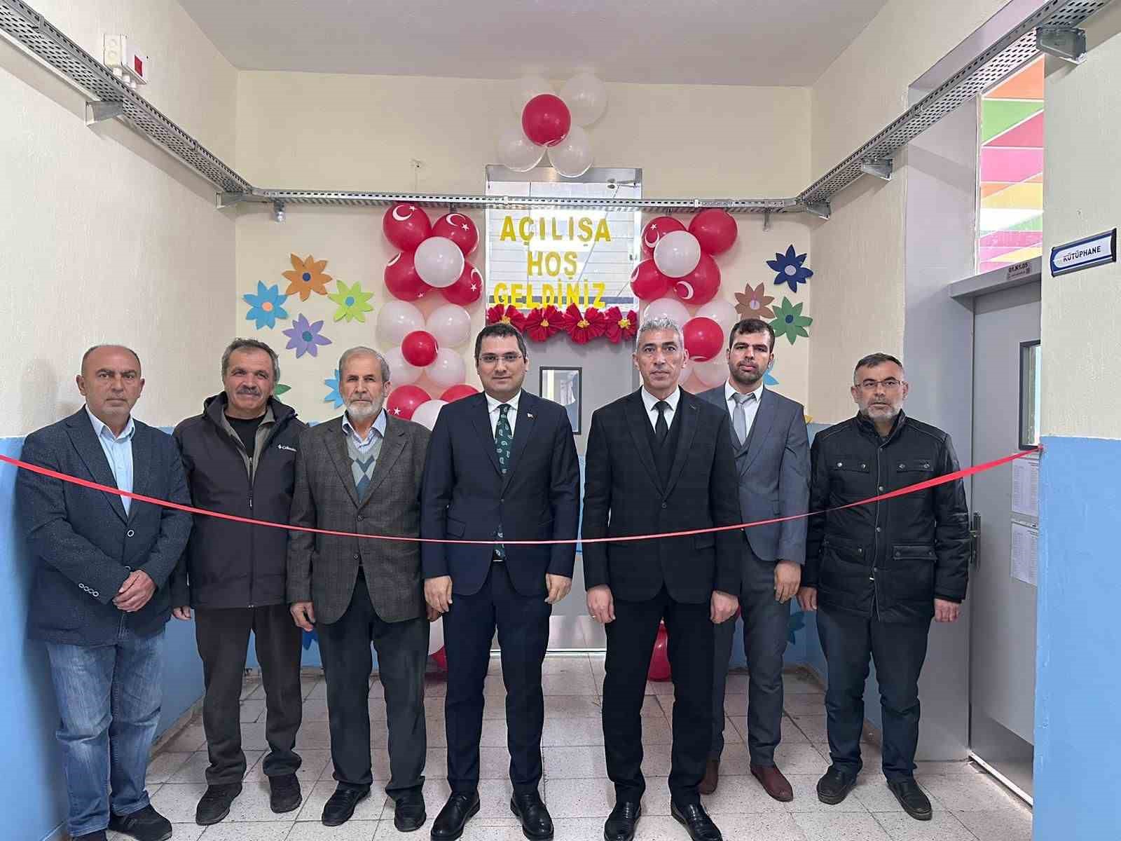 Bozkır’da ortaokula modern laboratuvar kazandırıldı