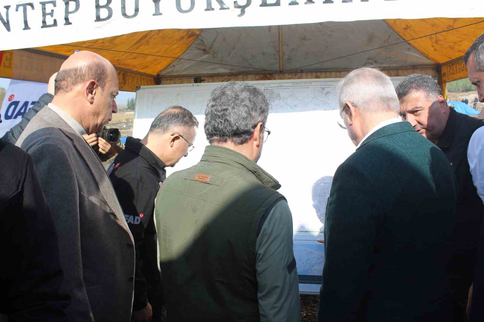 Türkiye’nin deprem ve diri fay hatları haritası güncelleniyor