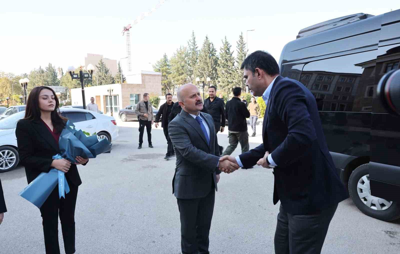 Adıyaman’da depremin izleri siliniyor