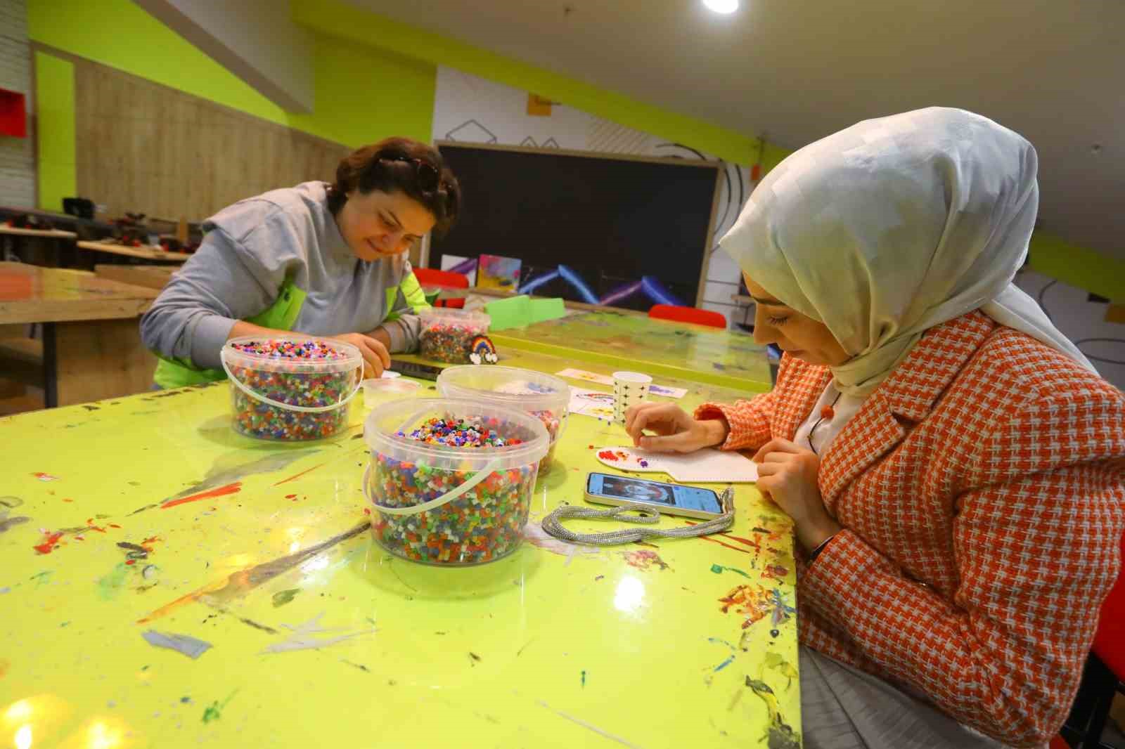 Denizli B&uuml;y&uuml;kşehirden &ouml;ğretmenlere &ouml;zel eğitim at&ouml;lyeleri
