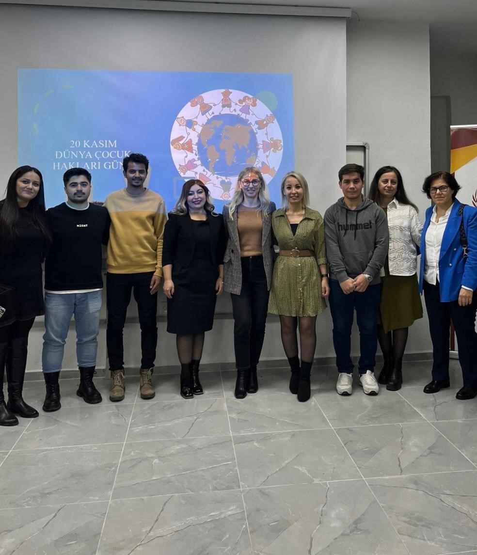 K&uuml;tahya&rsquo;da "&Ccedil;ocuk Hakları G&uuml;n&uuml;" kutlaması
