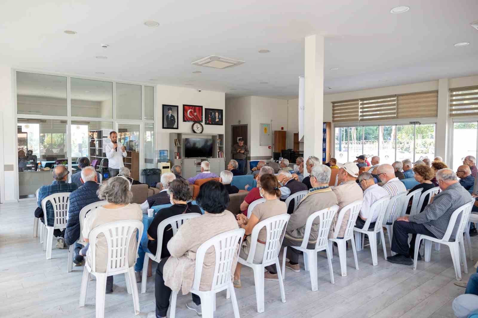 Mersin’de Emekli Evi üyeleri ’Alzheimer’ konusunda bilgilendirildi
