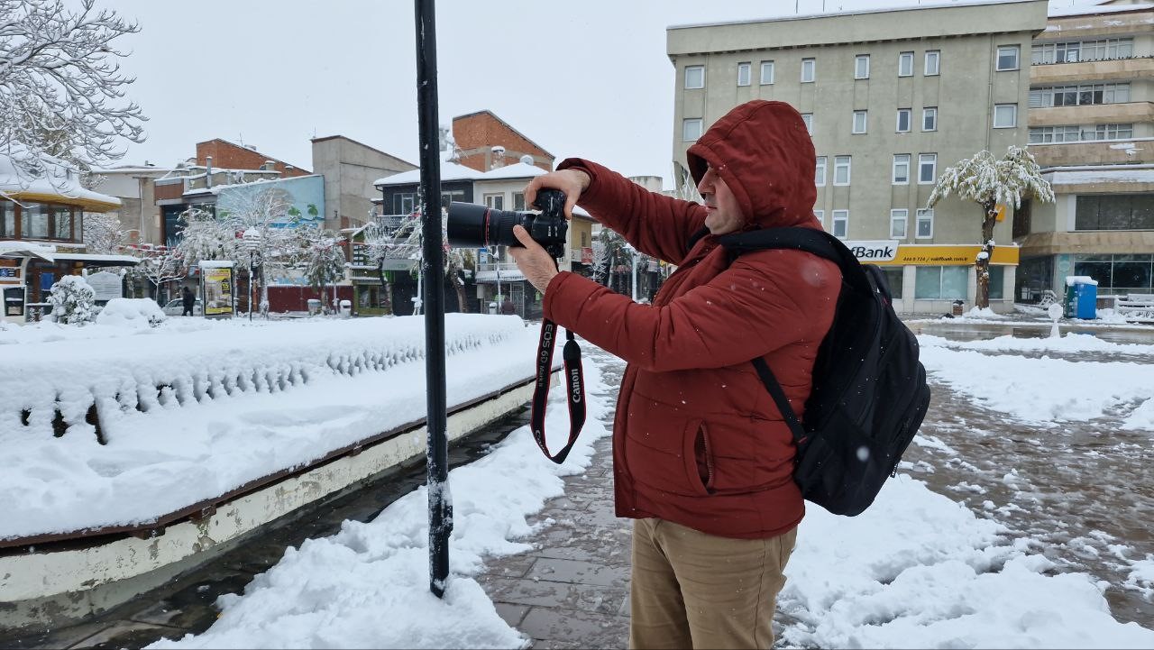 Mevsimin ilk karı Aksaray’ı beyaza bürüdü
