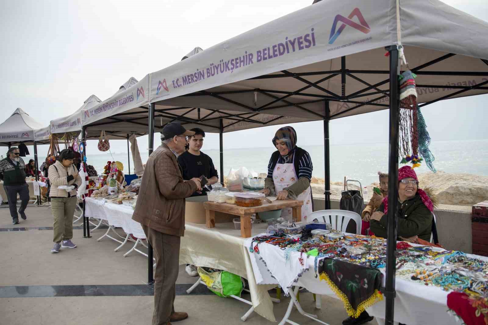 Mersin Büyükşehir Belediyesinden kadınlara destek
