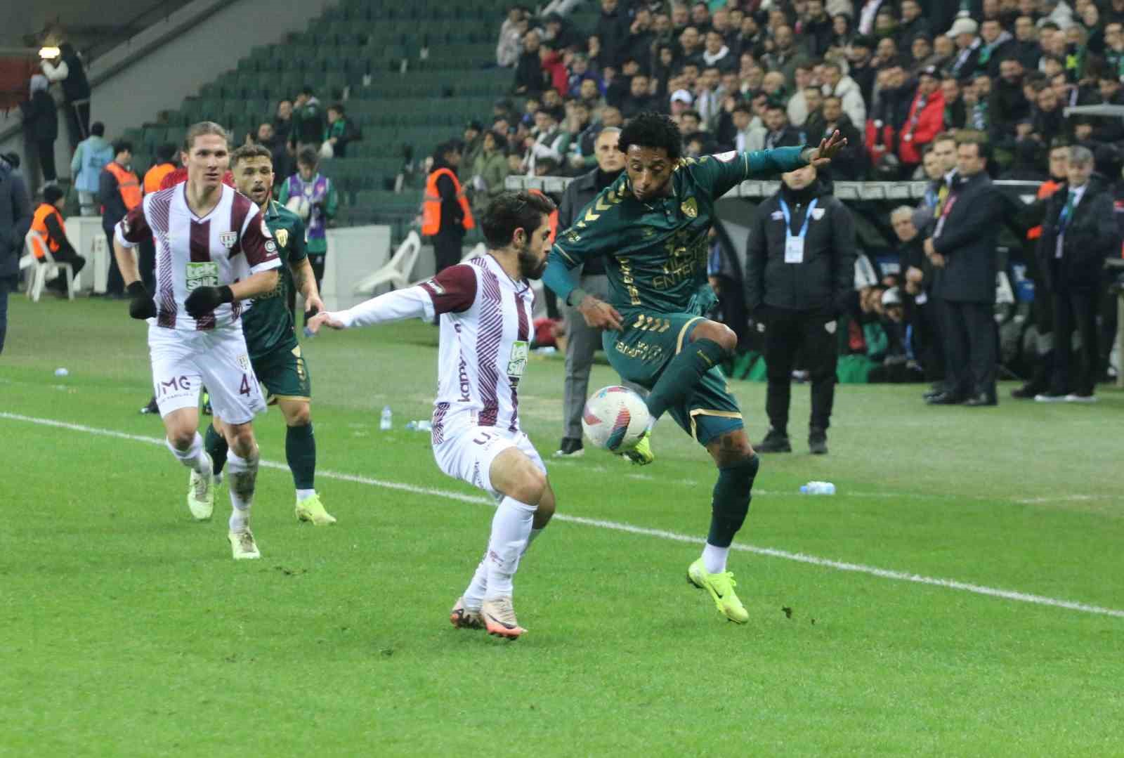 Trendyol 1. Lig: Kocaelispor: 2 - Bandırmaspor: 2