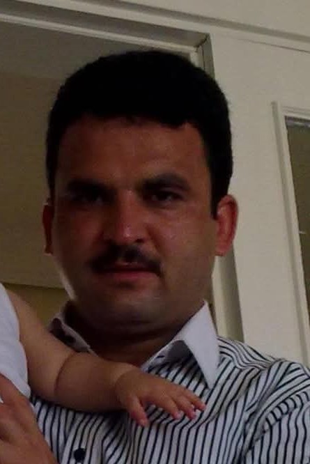 Cami imamı bı&ccedil;aklanarak &ouml;ld&uuml;r&uuml;ld&uuml;
