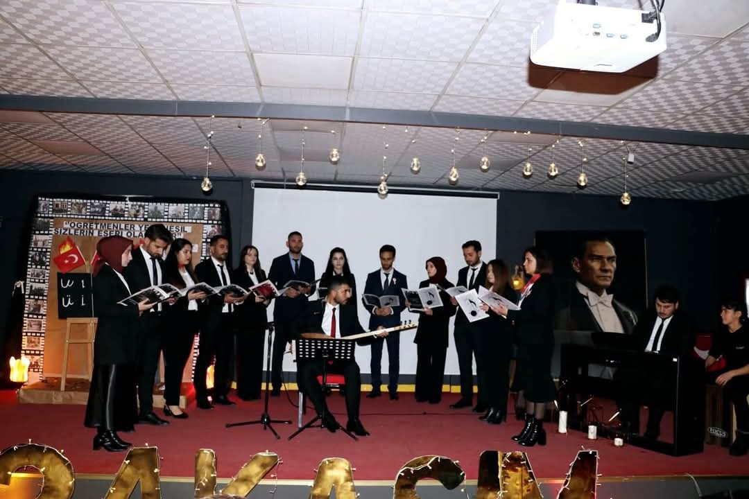 Tutak&rsquo;ta 24 Kasım &Ouml;ğretmenler g&uuml;n&uuml; etkinliği

