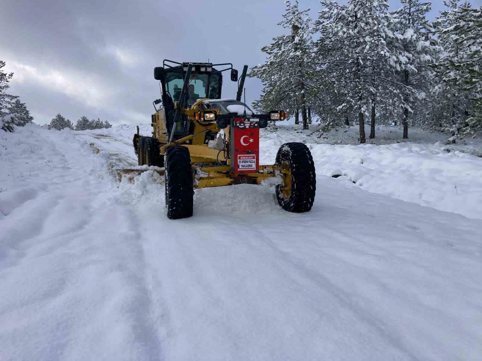 Karabük’te 182 köy yolu ulaşıma kapandı