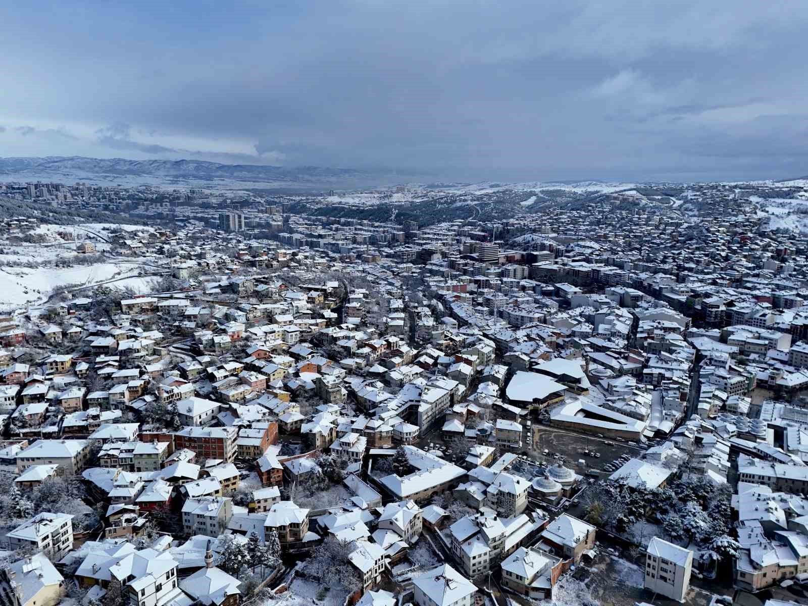 Kastamonu’da mest eden kar manzaraları