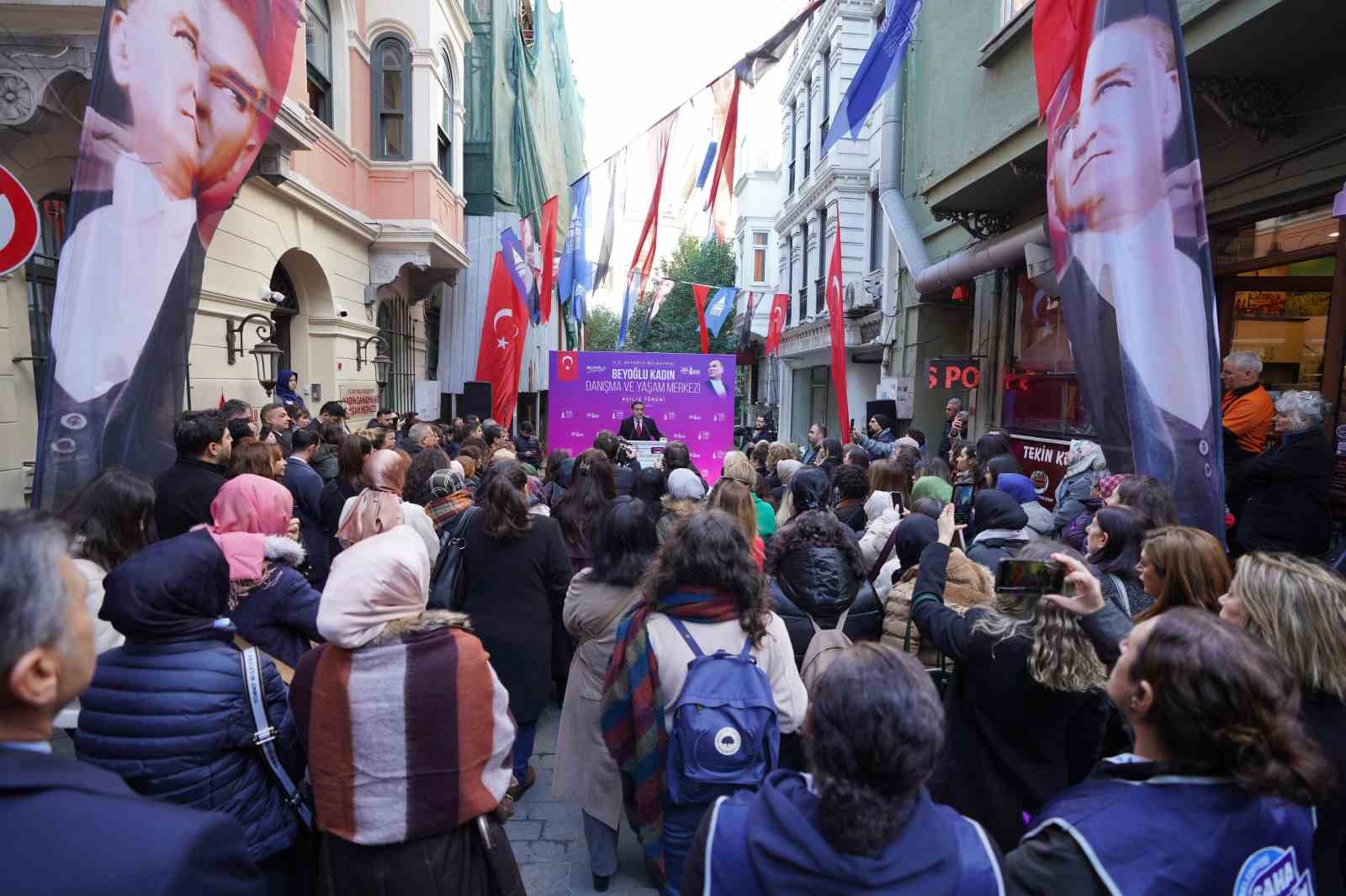 Beyoğlu’nun ilk ‘Kadın Danışma ve Yaşam Merkezi’ açıldı
