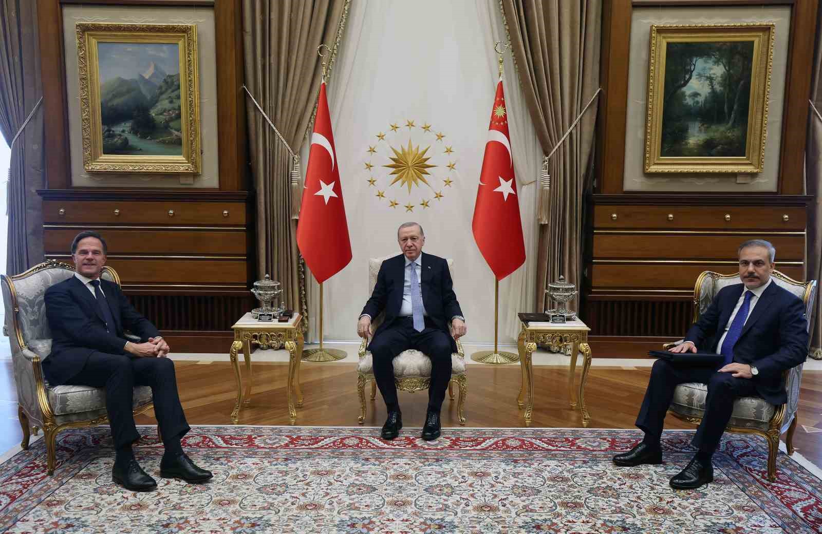 Cumhurbaşkanı Erdoğan, NATO Genel Sekreteri Rutte’yi kabul etti
