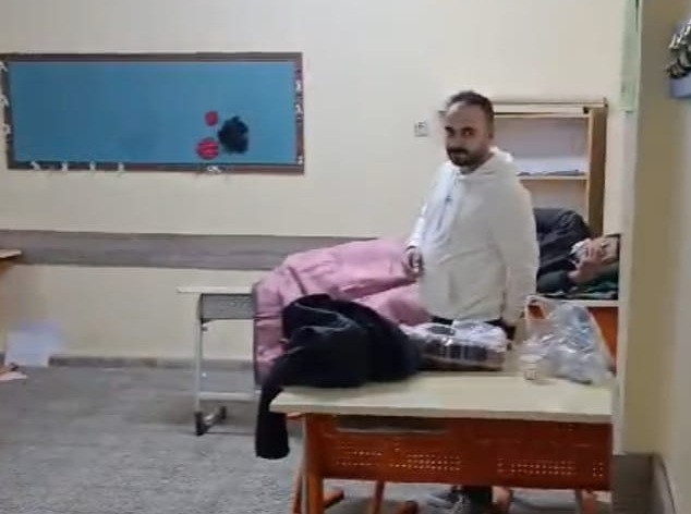 Ak&ccedil;adağ&rsquo;da donma tehlikesi ge&ccedil;iren 200 kişiyi vatandaşlar kurtardı
