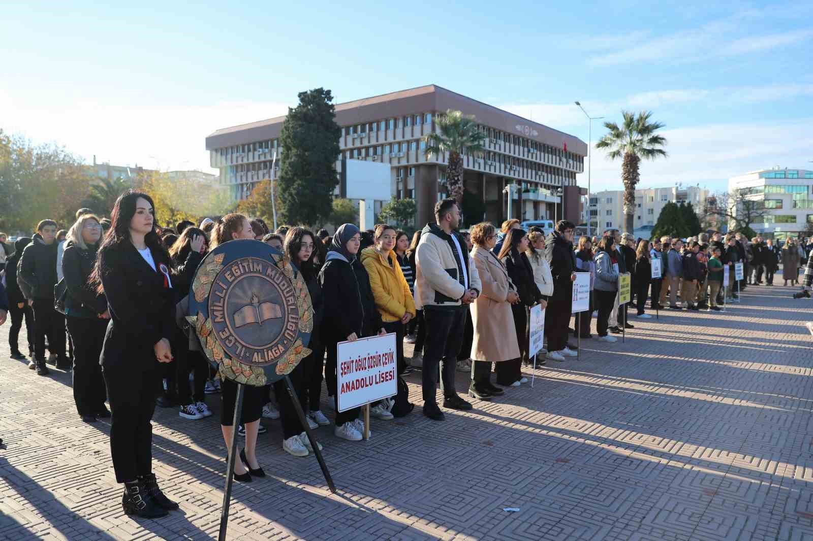 Aliağa’da Öğretmenler Günü kutlandı
