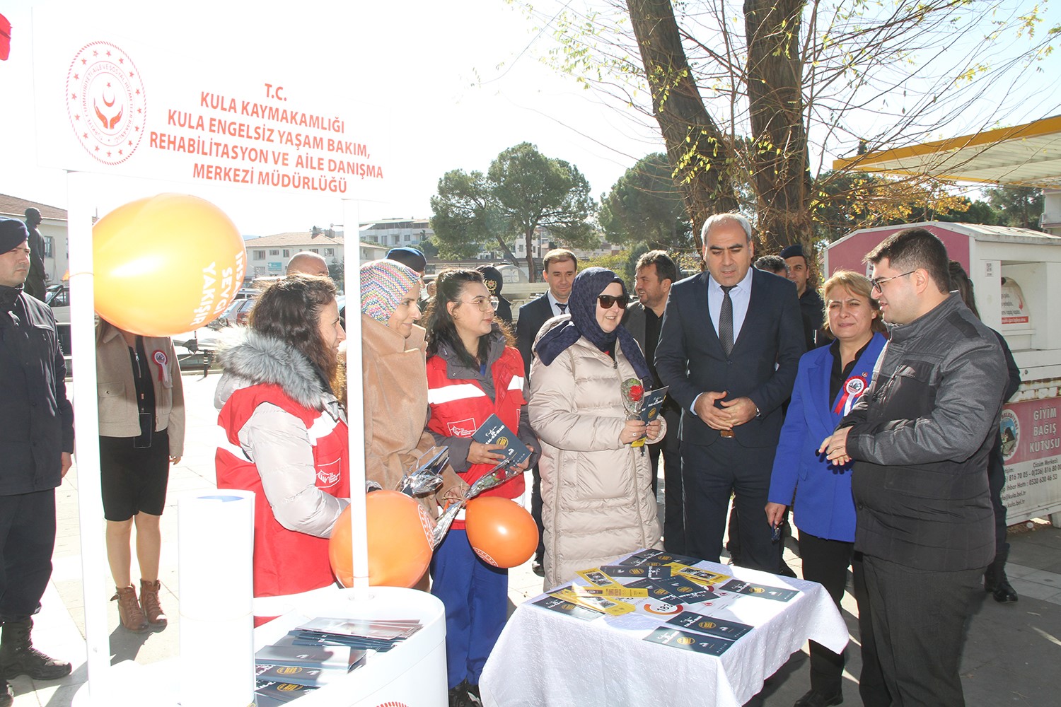 Kula&rsquo;da Kadına Y&ouml;nelik Şiddetle M&uuml;cadele G&uuml;n&uuml; etkinliği d&uuml;zenlendi
