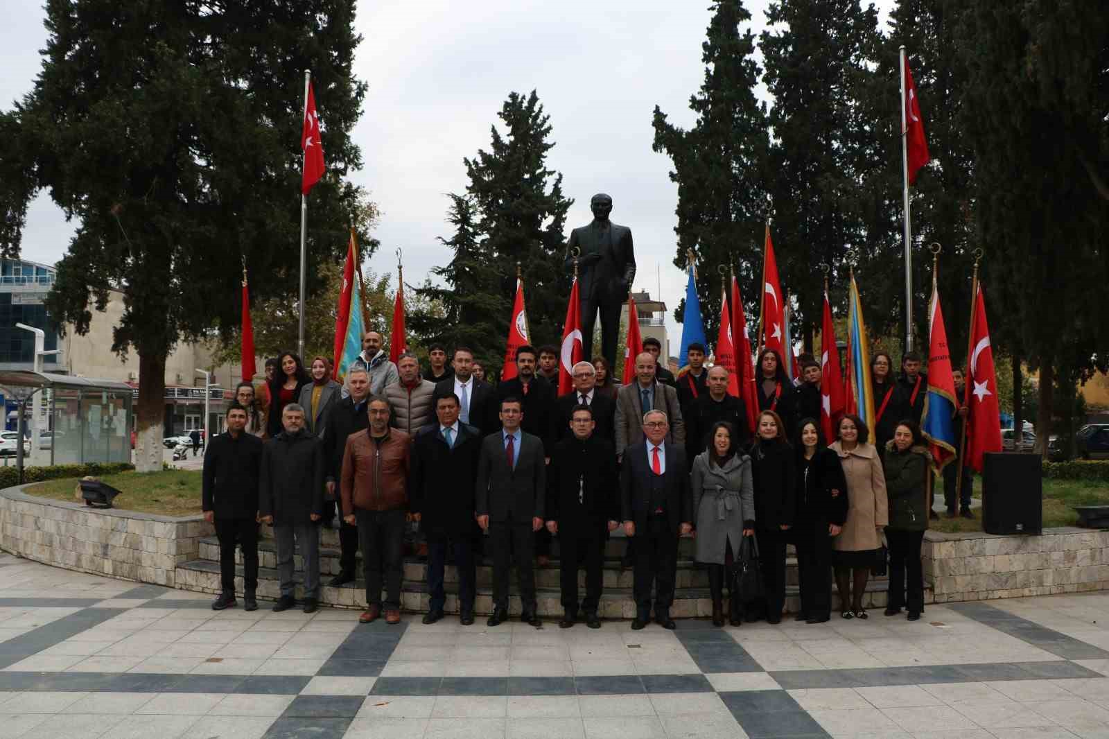 Sarıgöl’de Öğretmenler Günü kutlandı
