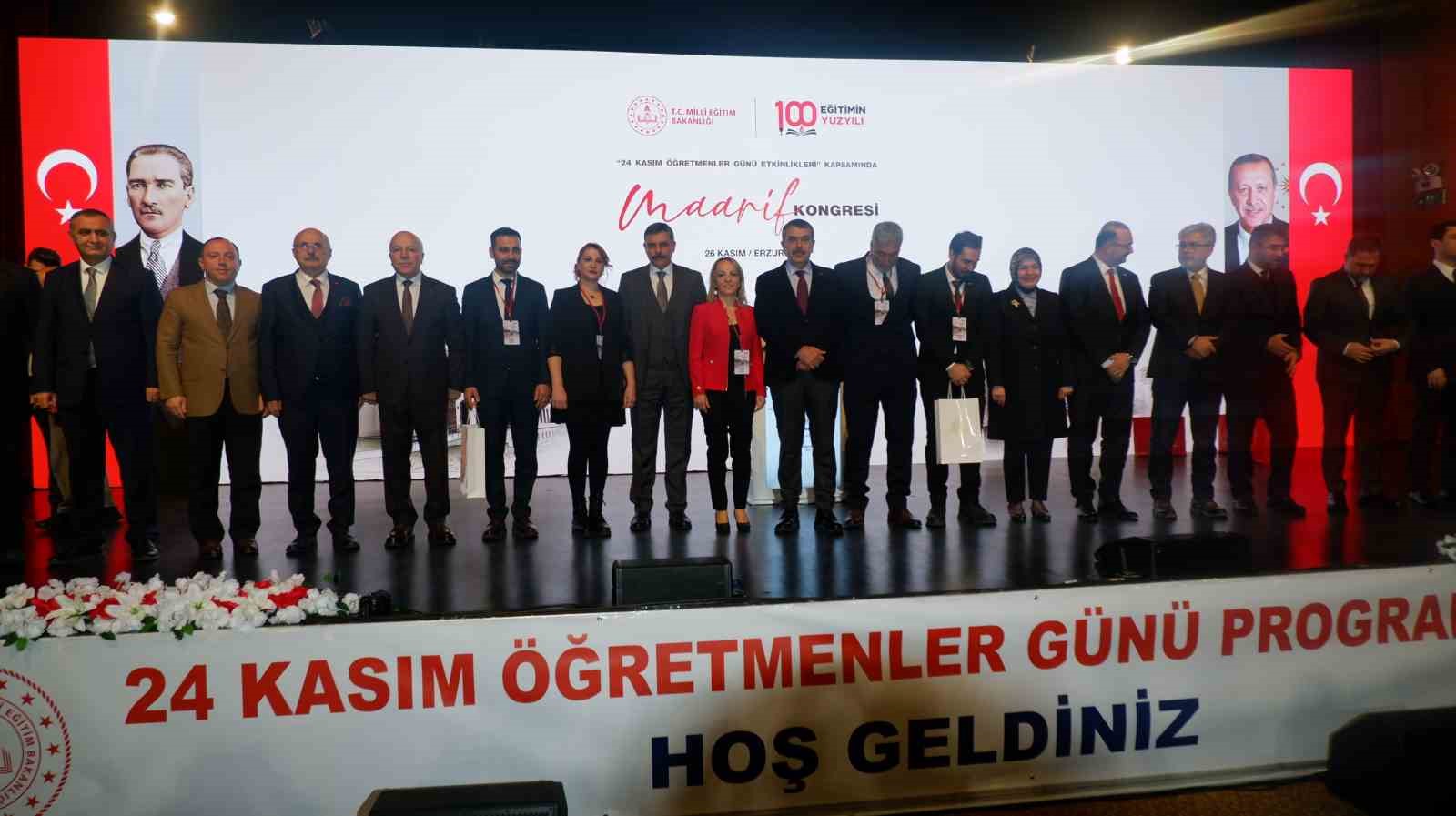 Bakan Tekin: "Eğitimi güncel tutmak, yeni olandan faydalanmak için köklerimiz üzerinde yol alacağız"
