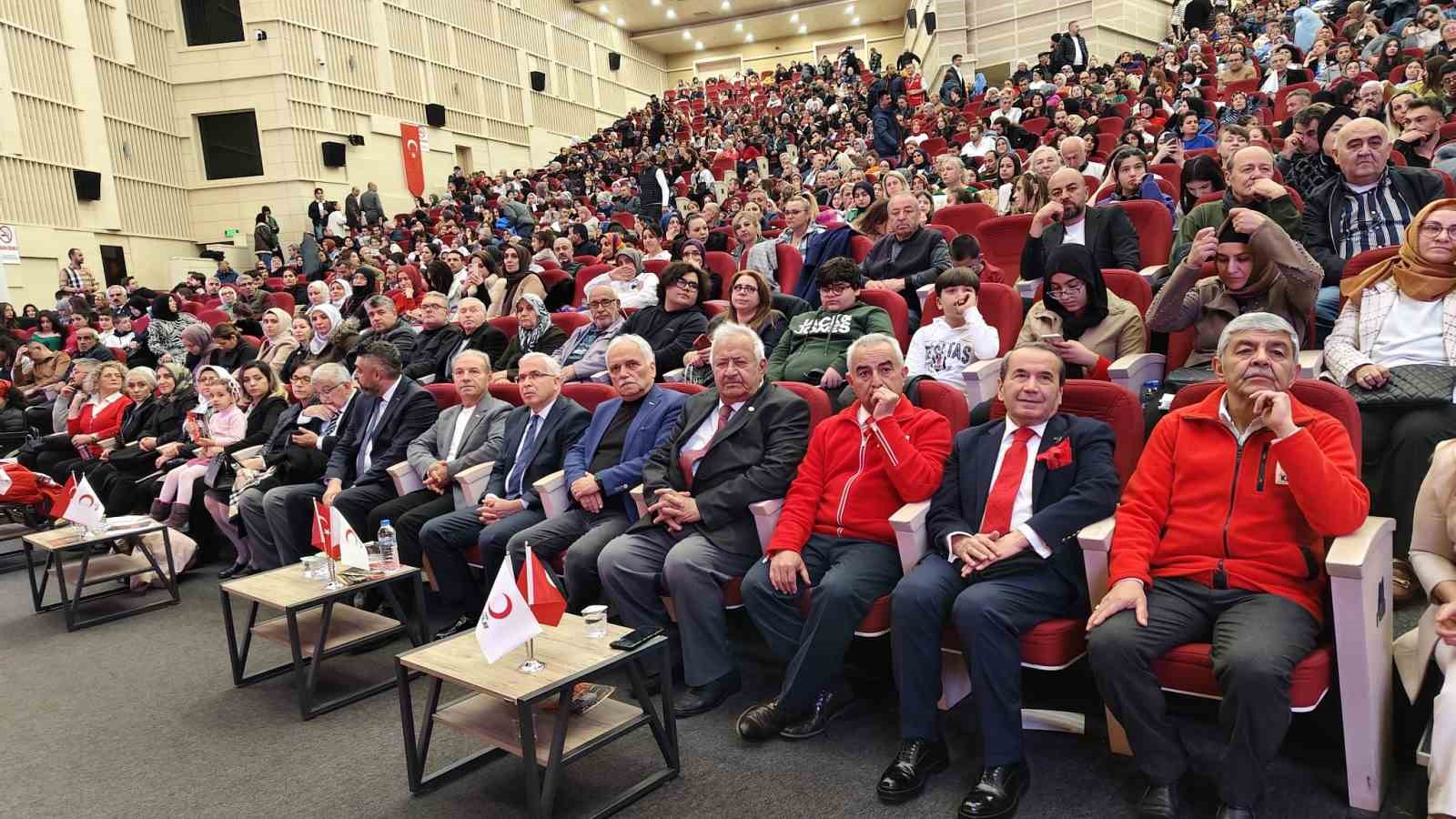 Talas Kızılay’ın engelsiz konseri büyük beğeni topladı
