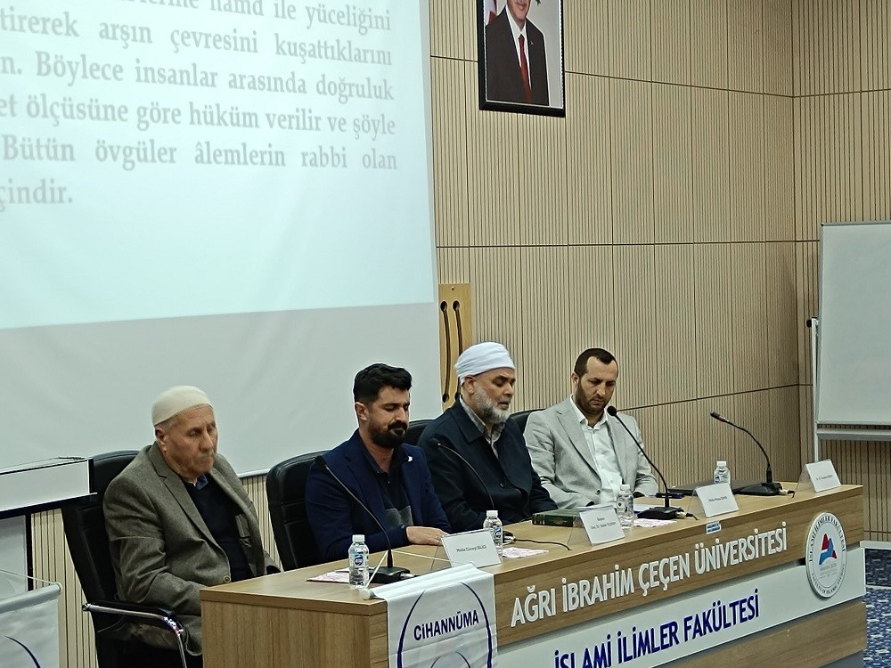 Ağrı’da “İlim ve irfan geleneği: Alimler ve Medreseler” konulu panel düzenlendi
