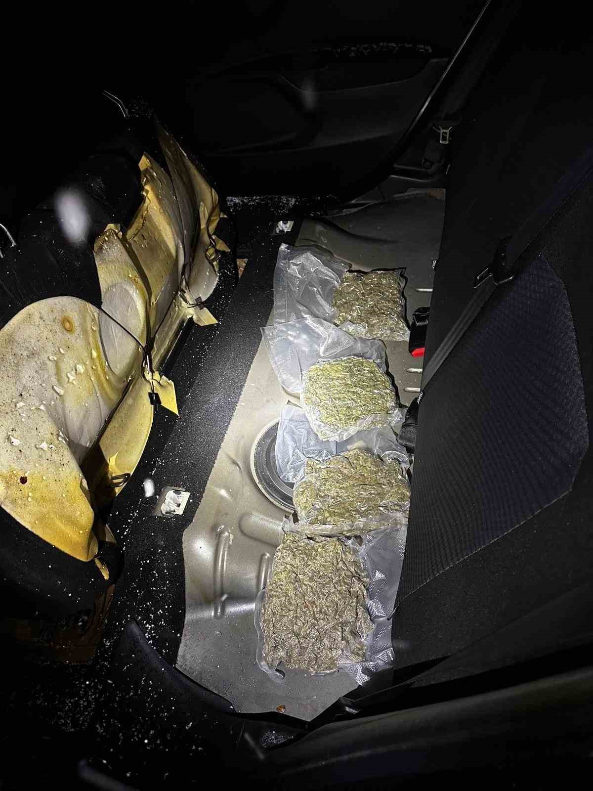 Bing&ouml;l&rsquo;de 2 kilo 86 gram skunk ele ge&ccedil;irildi
