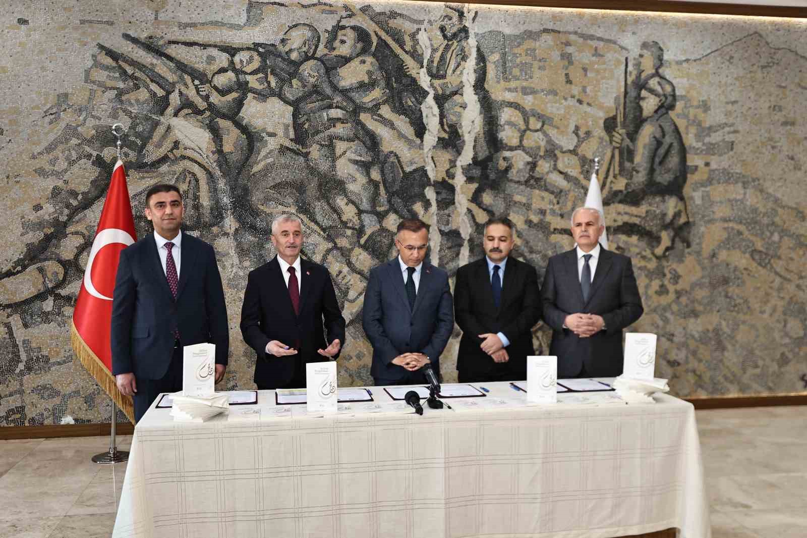 Şahinbey Belediyesi, 162 &ouml;ğrenciyi daha Umre&rsquo;ye g&ouml;nderecek
