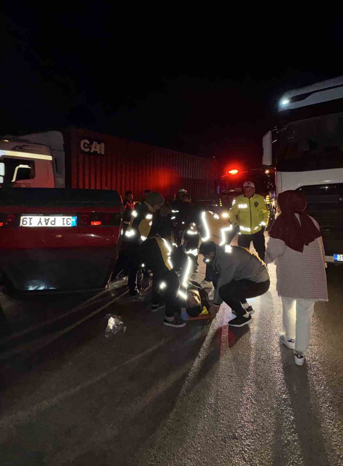 Takla atarak hurdaya dönen Fiat Tofaş’ın sürücüsü yaralandı