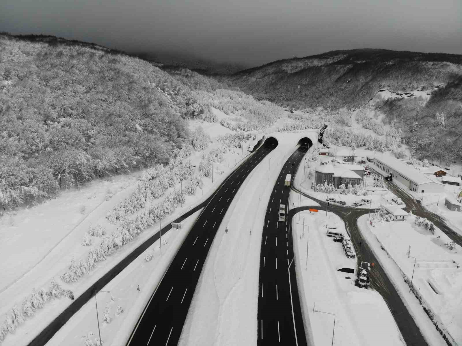 Otoyolun Bolu geçişinde kar temizlemesi yapılacak