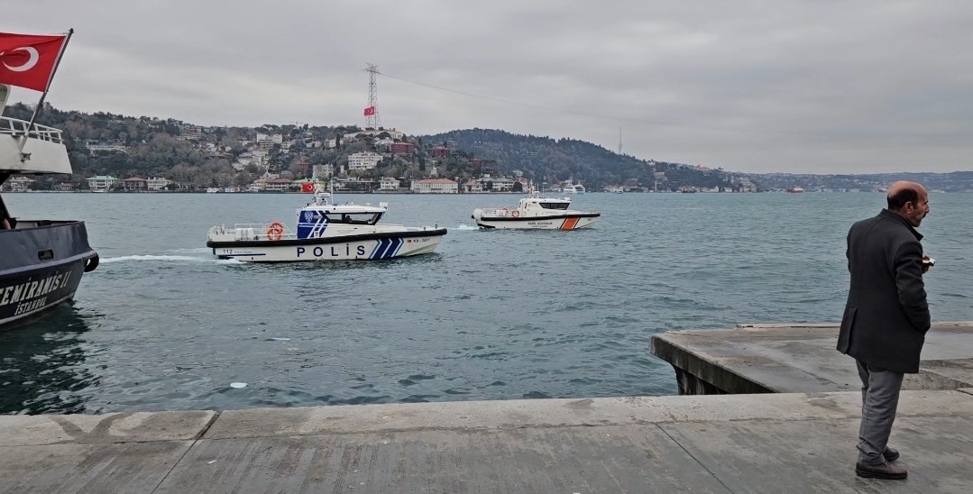 Sarıyer’de denizde kaybolan kardeşleri arama çalışmaları su altı kamerasına yansıdı
