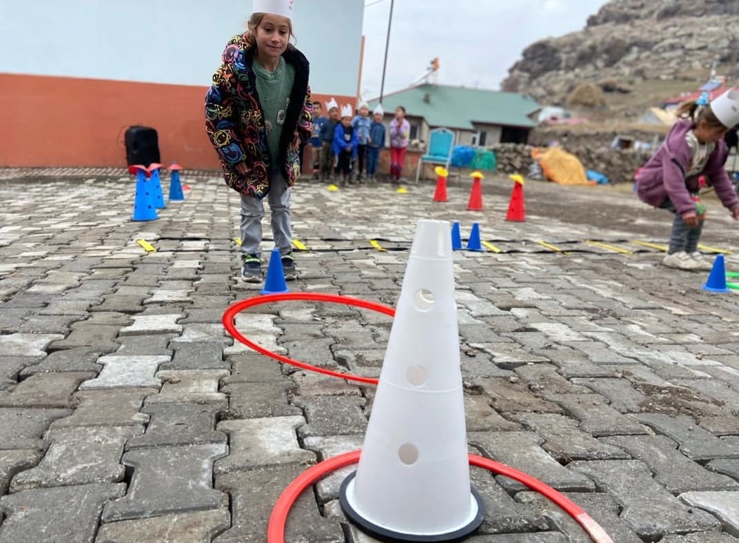 Diyadin Gençlik Merkezi, öğrencilere etkinlik düzenledi
