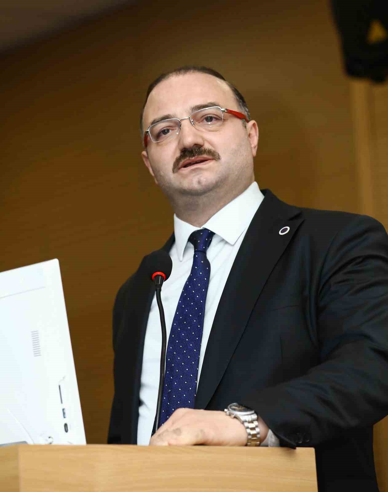 Atat&uuml;rk &Uuml;niversitesi Edebiyat Fak&uuml;ltesi&rsquo;nde 10 program akredite edildi
