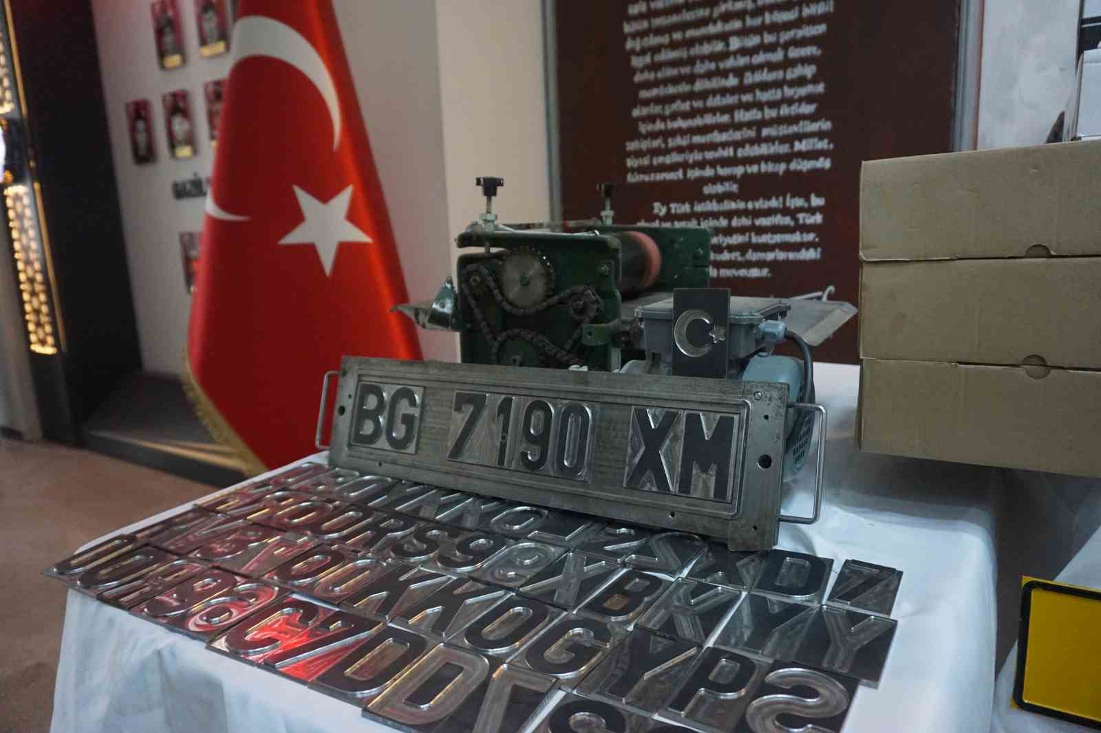 Edirne&rsquo;de sahte plaka şebekesi &ccedil;&ouml;kertildi
