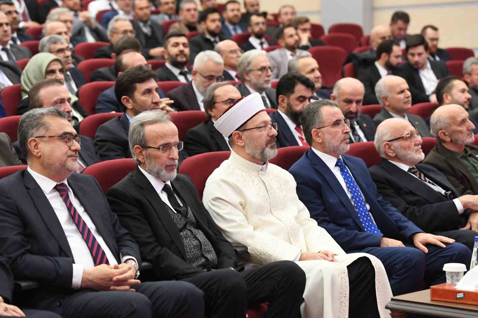 Diyanet İşleri Başkanı Erbaş, “7. Din Şurası” kararlarını açıkladı
