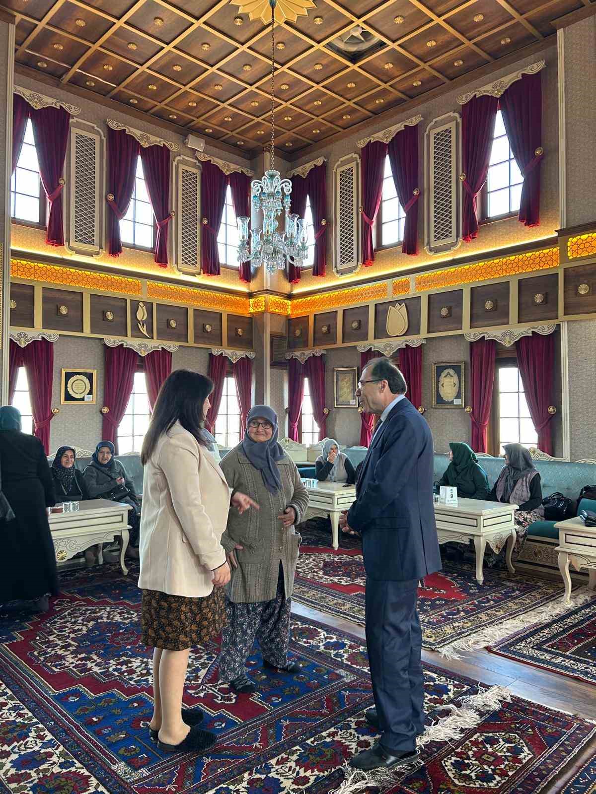 Yunusemre&rsquo;den Osmancalılı kadınlara kanser taraması
