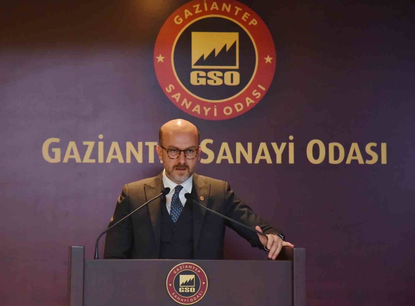 GSO&rsquo;da &ldquo;İş D&uuml;nyasında Yapay Zeka Devrimi&rdquo; konulu bilgilendirme toplantısı ger&ccedil;ekleştirildi
