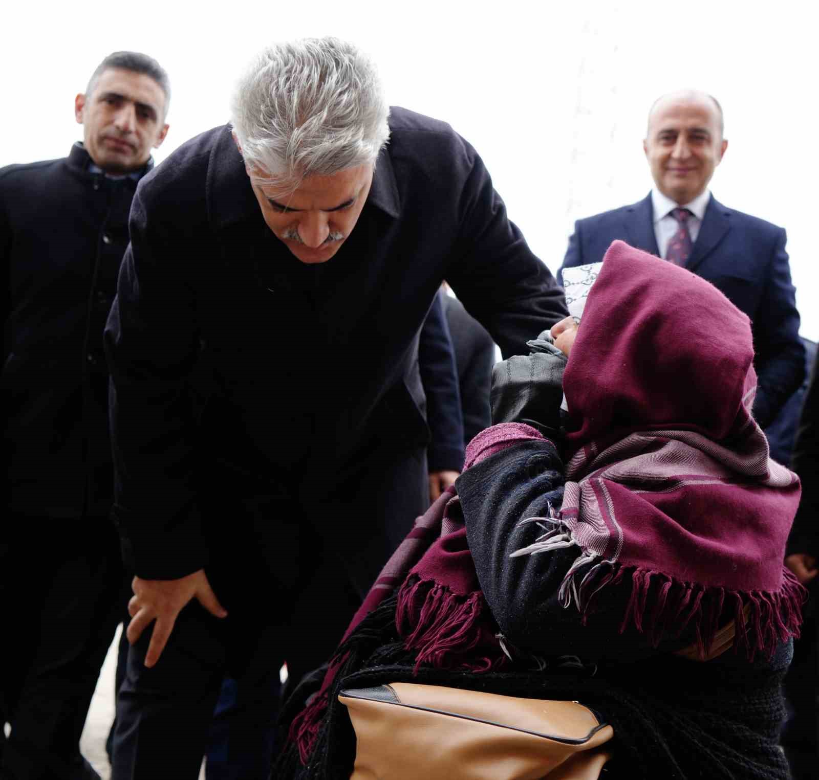 At&ouml;lyeler &uuml;retiyor, ekonomi ve istihdam g&uuml;&ccedil;leniyor
