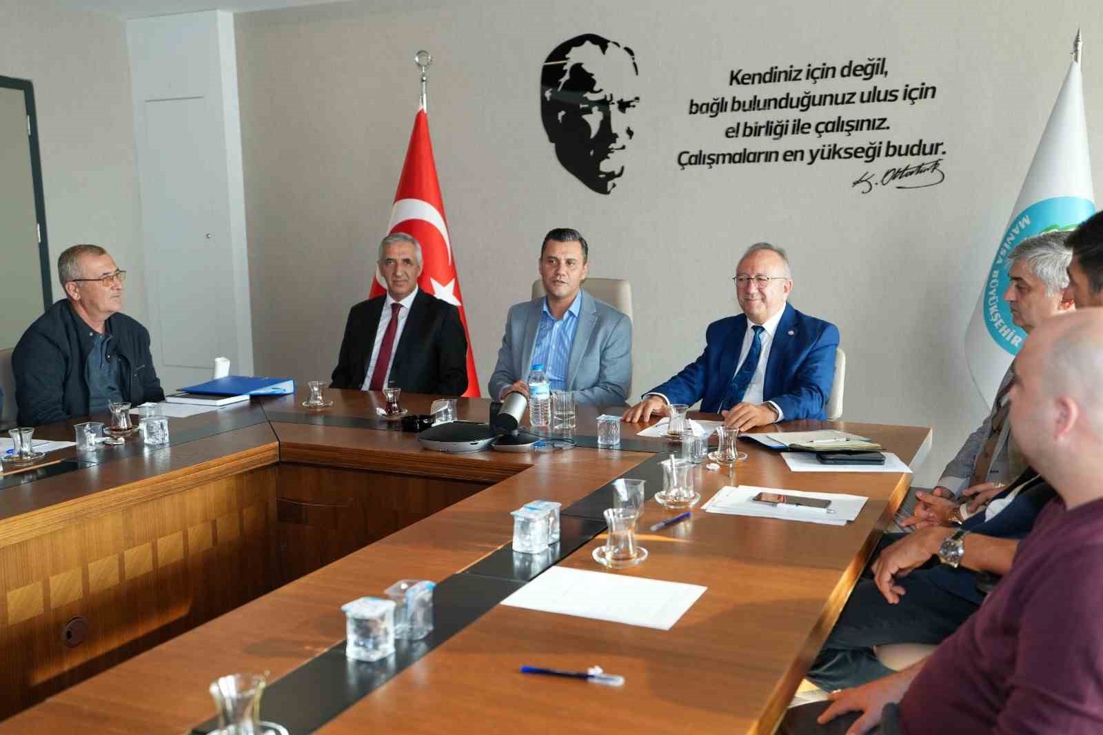 B&uuml;y&uuml;kşehir, sulama kooperatifleri ile bir araya geldi

