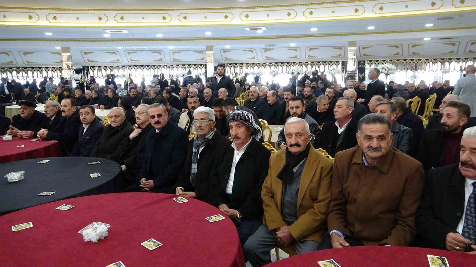Van&rsquo;da iki aşiret arasındaki husumet barışla sonu&ccedil;landı
