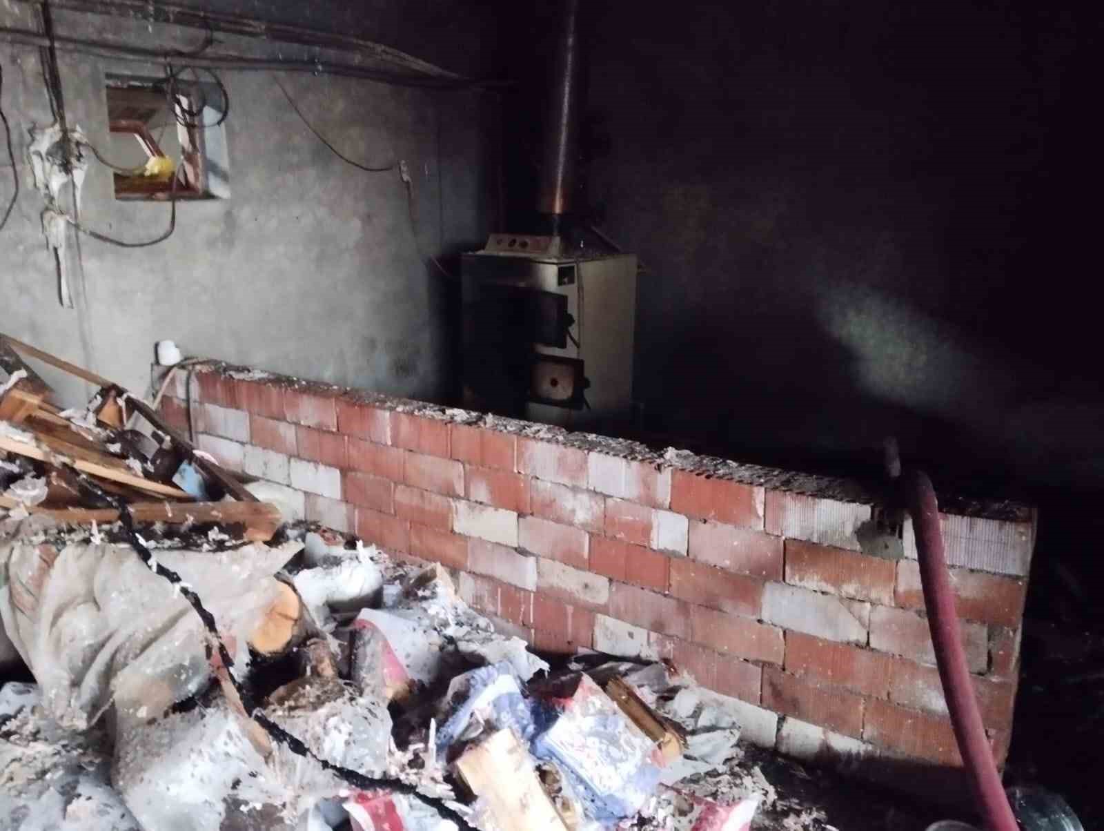 Suluova&rsquo;da kazan dairesinde korkutan yangın
