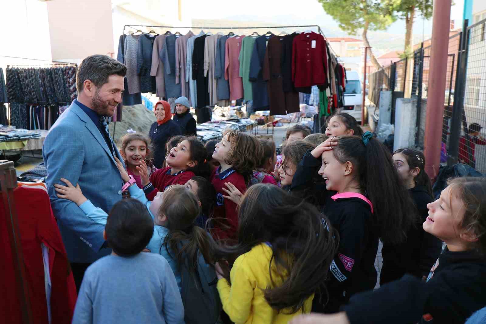 Başkan Tatık esnaf ve vatandaşların sorunlarına yerinde çare aradı
