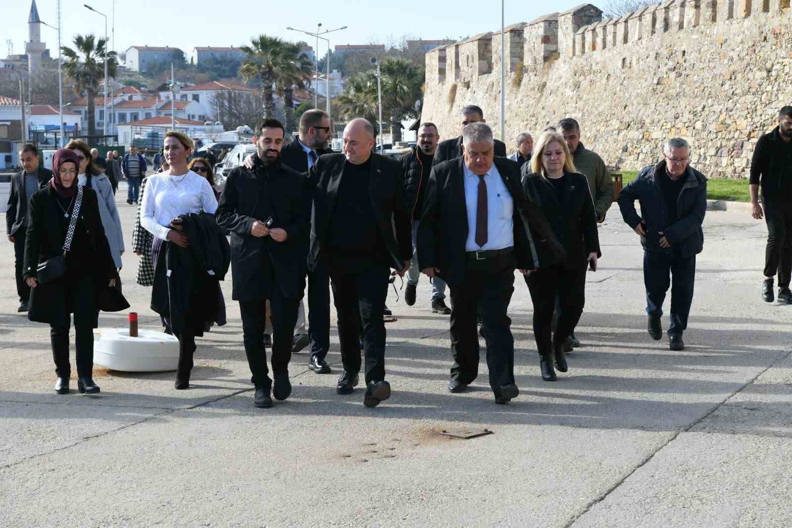 AK Partili Gider: "Bu Meclisi en çok basmak isteyen FÖTÜ’cülerdi, aklınızı başınıza devşirin"
