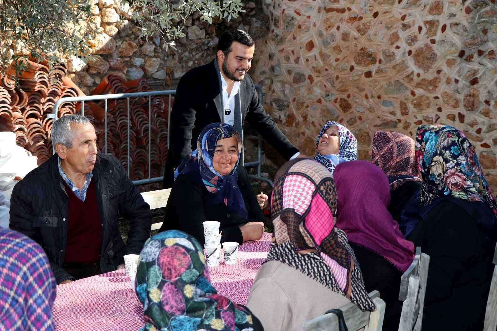 Alanya’da yaşlıların tarihi mekan heyecanı
