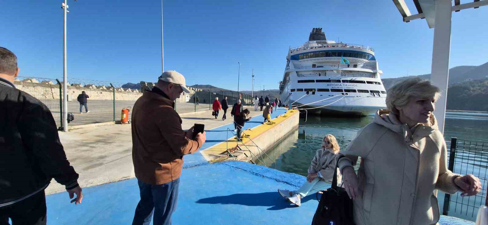 Rus turistler bu kez erken döndü