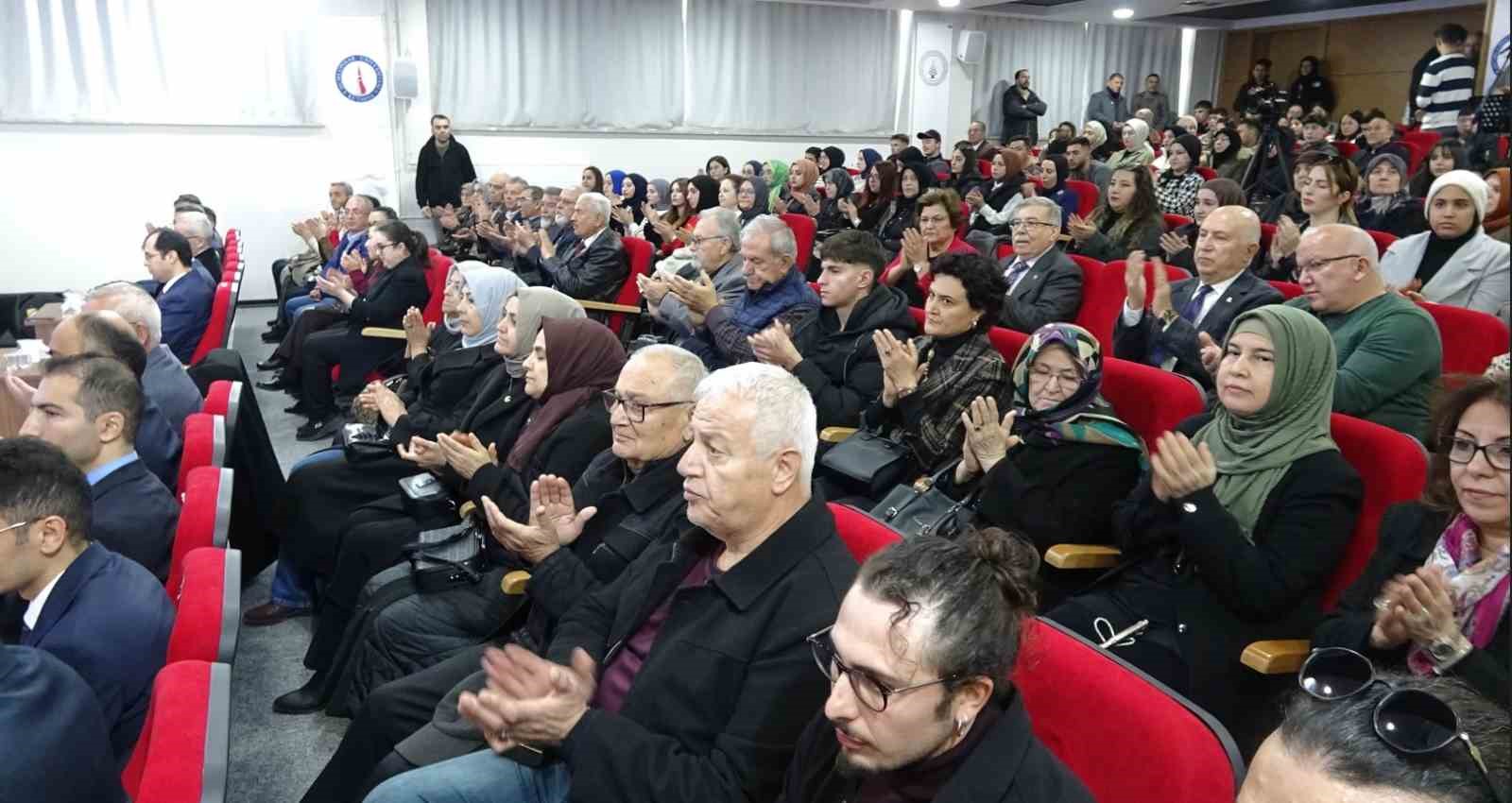 Tavşanlı, ’Tarih Kültür ve Turizm Çalıştayı’na ev sahipliği yaptı
