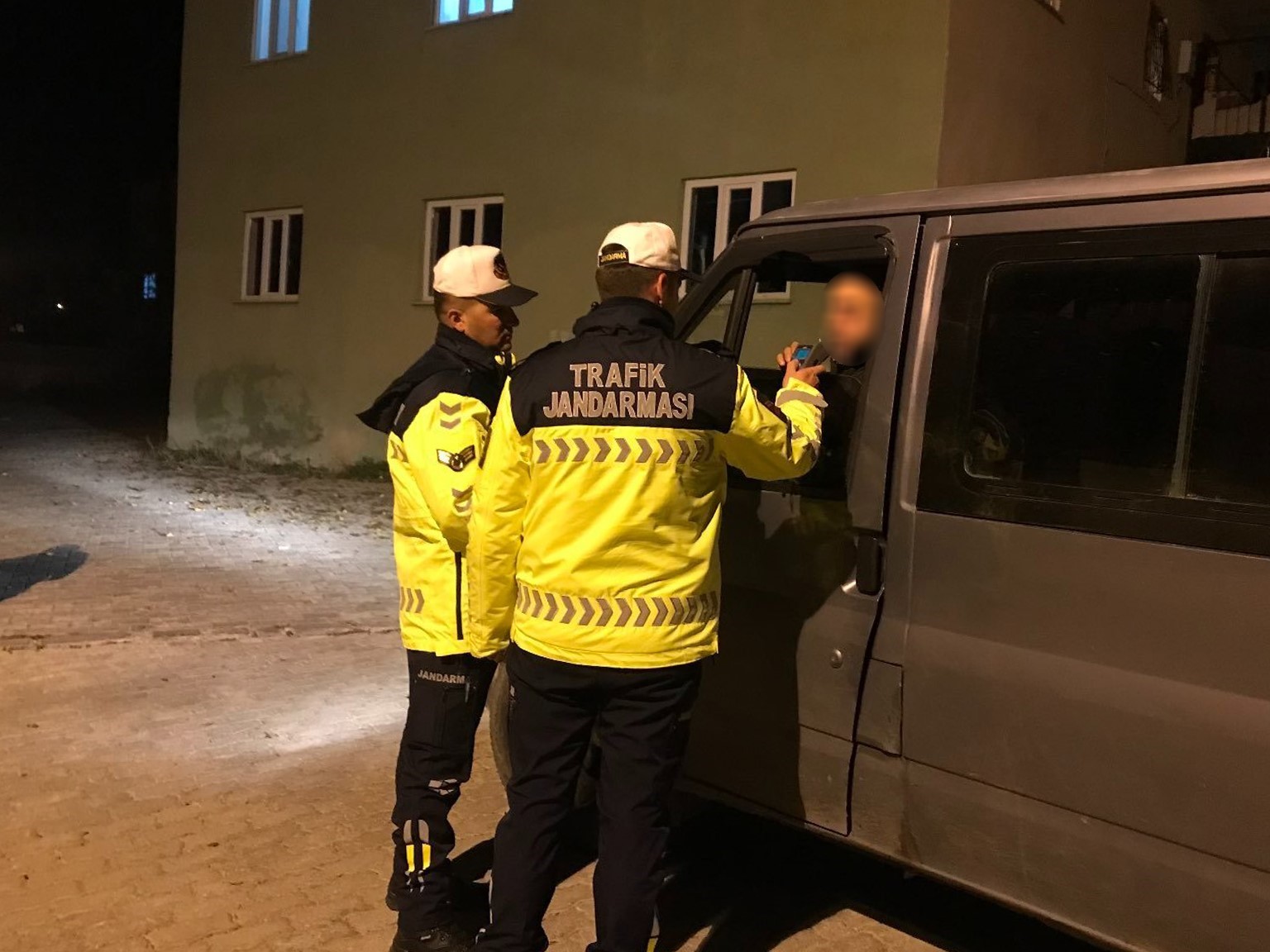 Van&rsquo;da 139 ara&ccedil; trafikten men edildi
