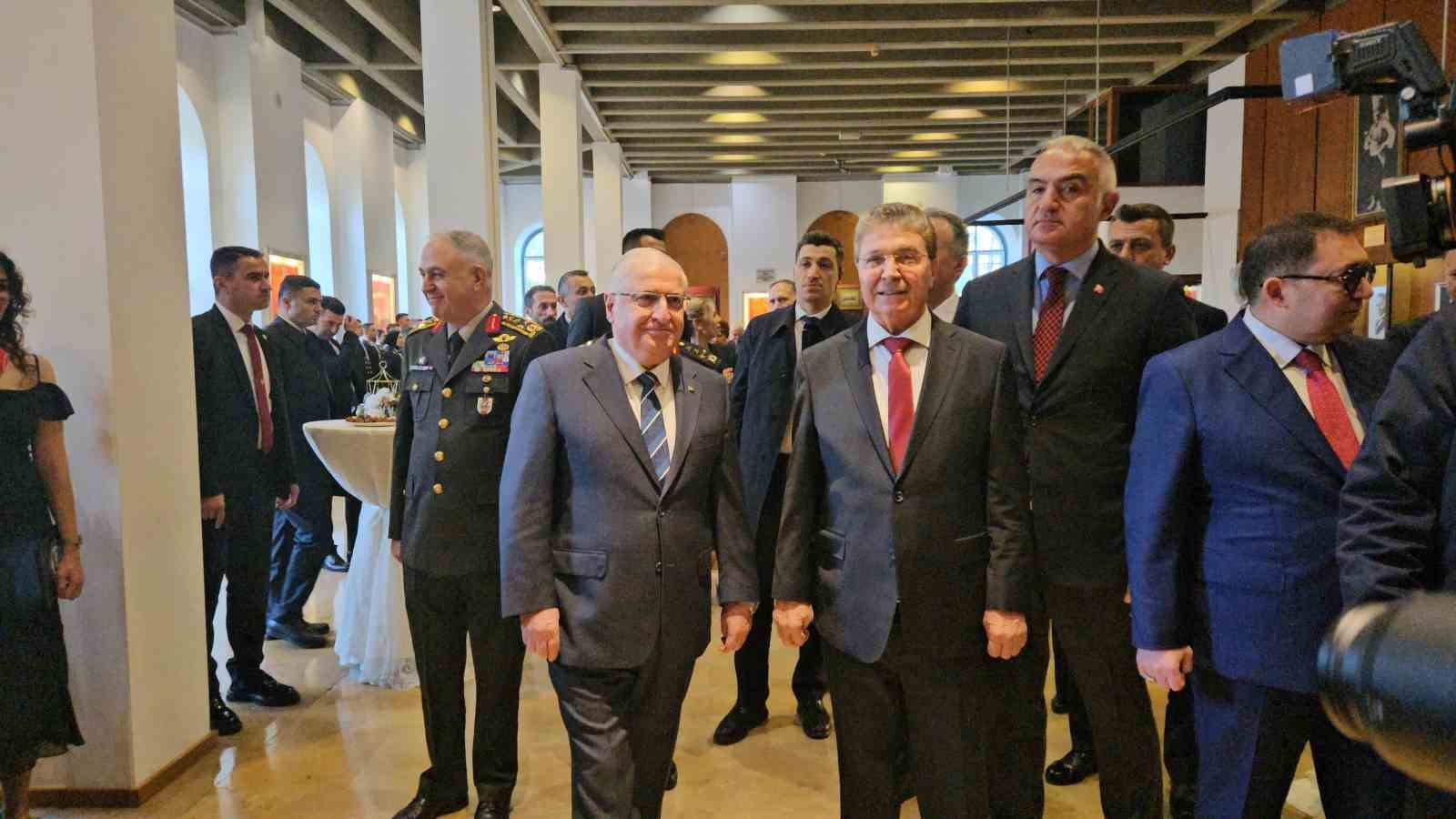 Kıbrıs Barış Harekatı sergisi Bakan Ersoy ve Güler’in katılımıyla açıldı