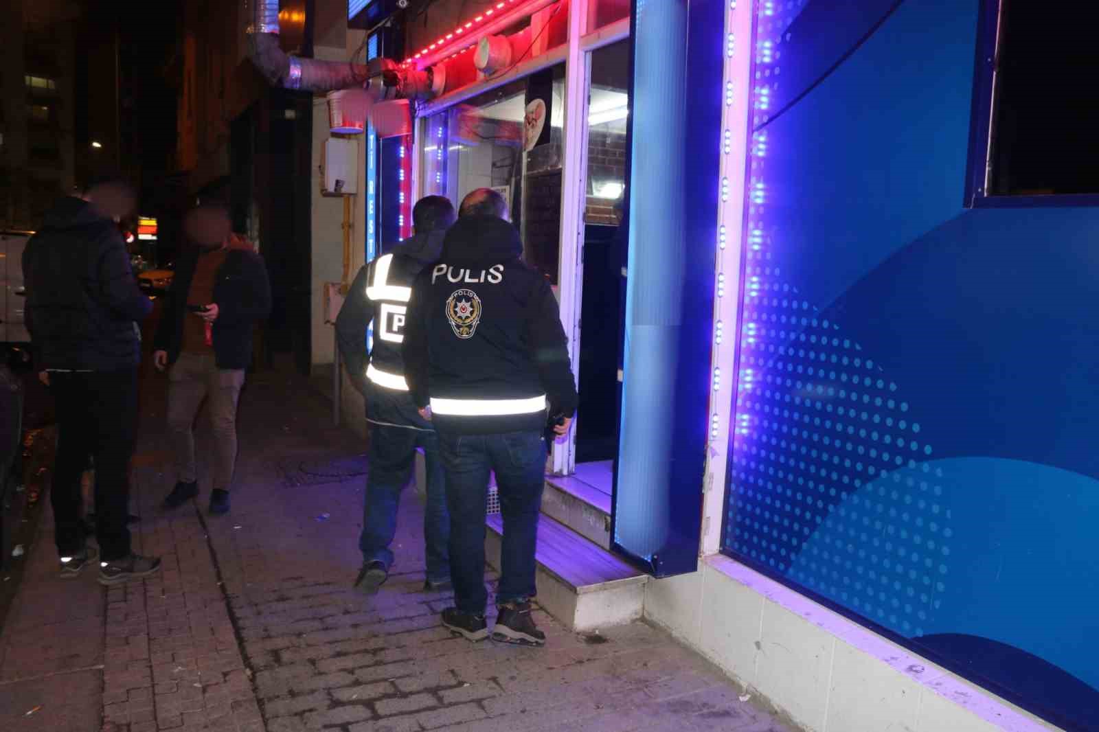 Polis ekiplerinden geniş çaplı denetim