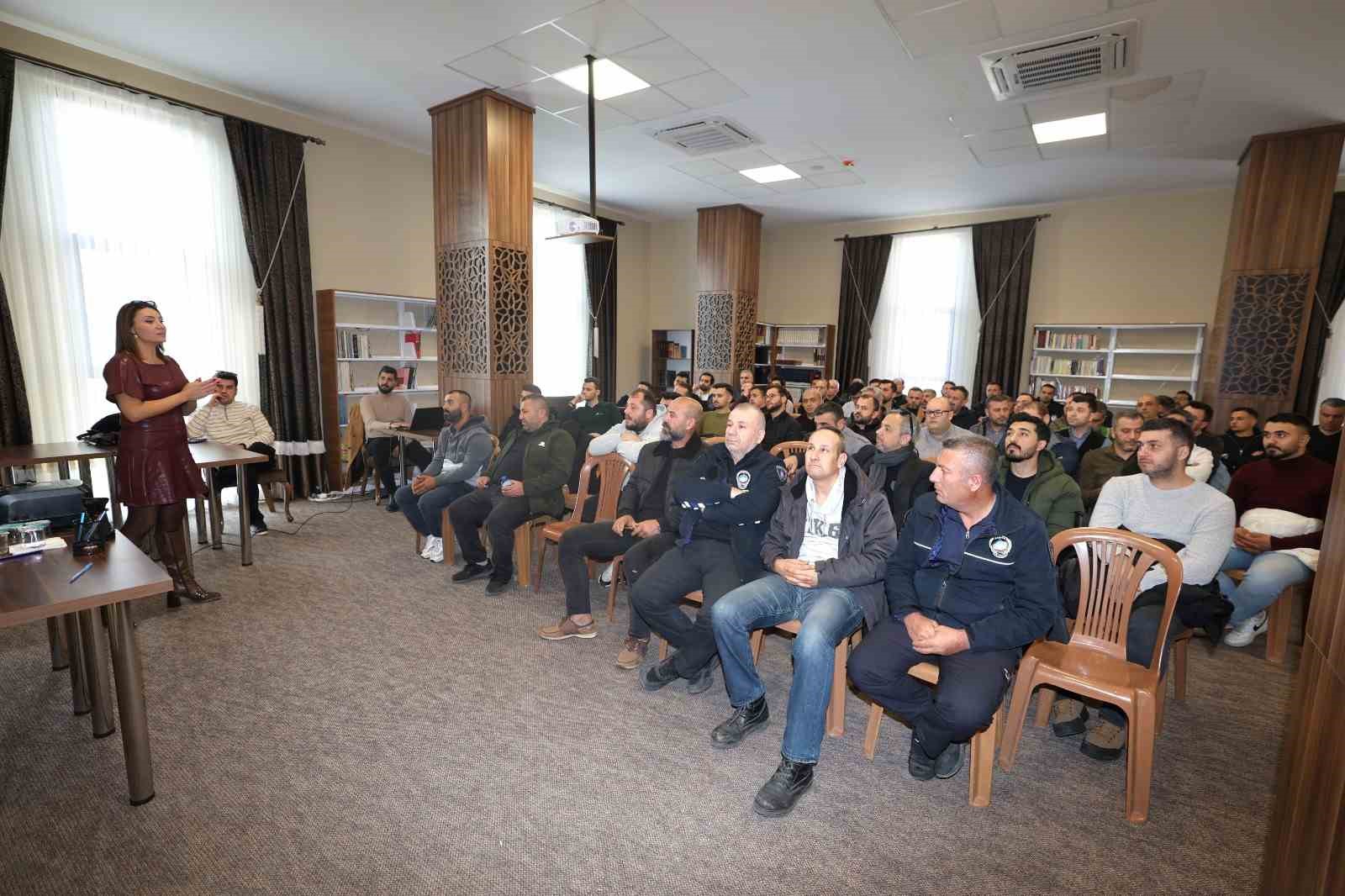 Şehzadeler Belediyesinden ‘Cinsiyet eşitliği’ için farkındalık eğitimi
