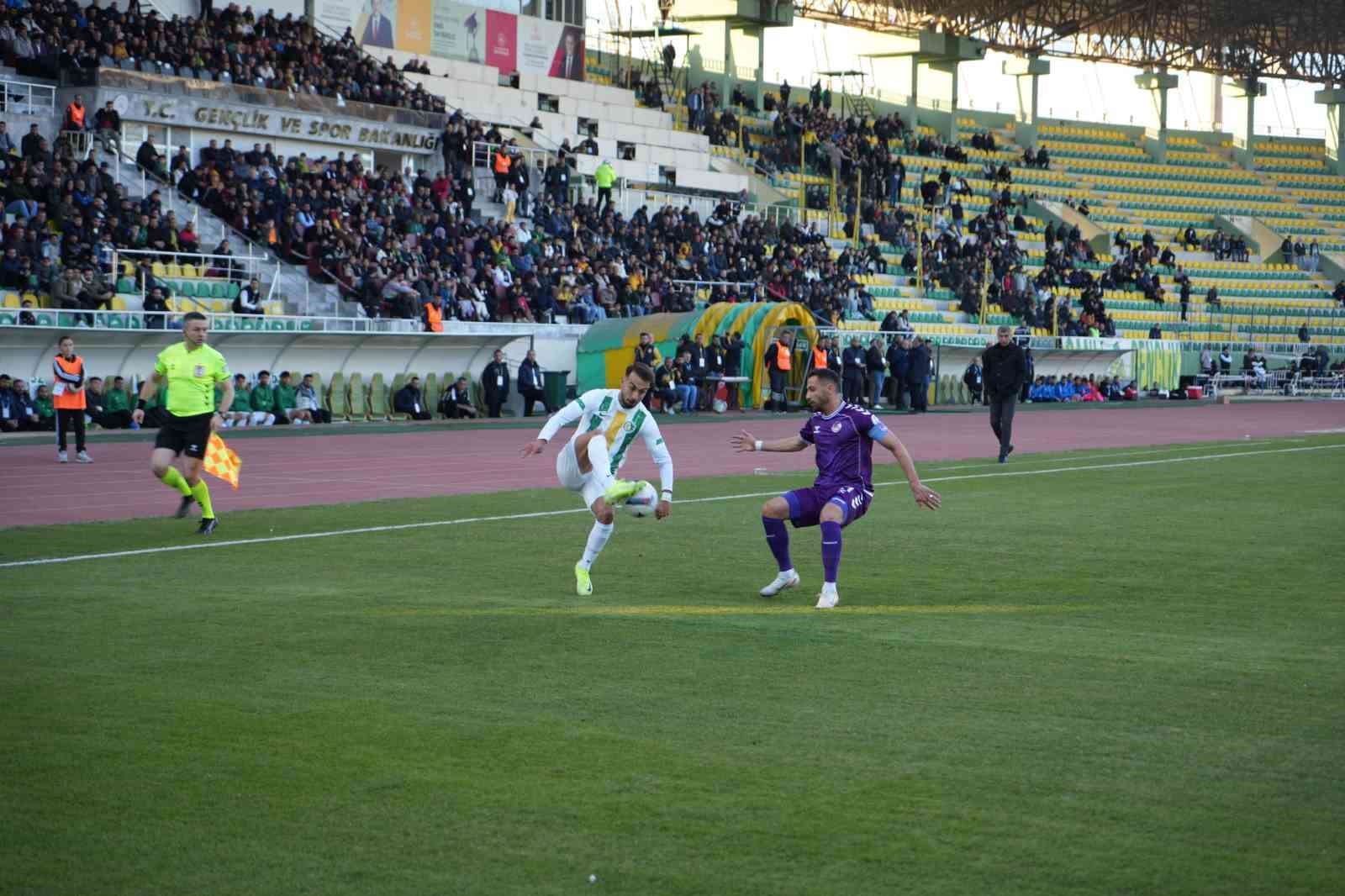 Trendyol 1. Lig: Şanlıurfaspor: 0 - Keçiörengücü: 0 (Maç devam ediyor)
