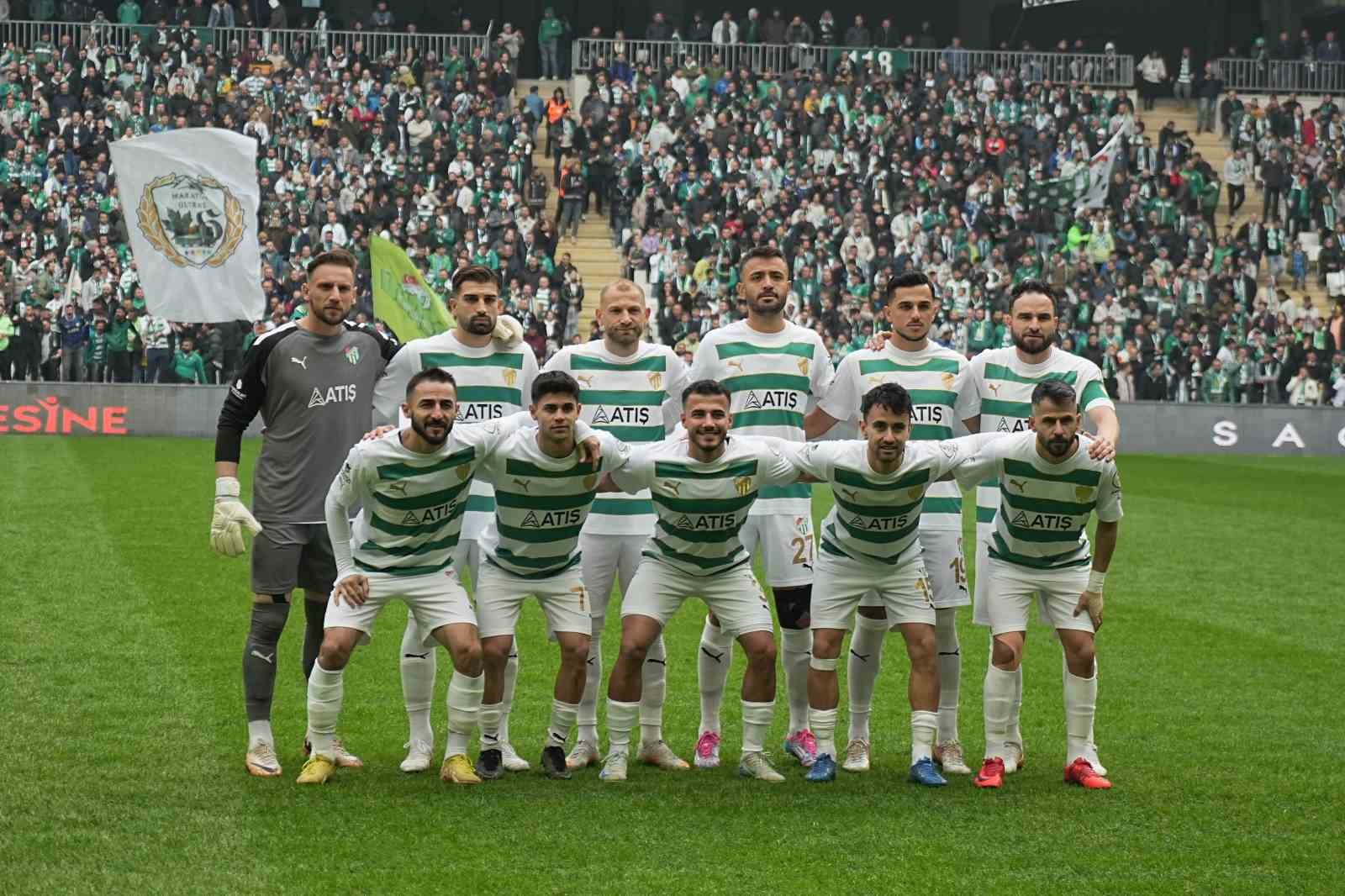 TFF 3. Lig: Bursaspor: 2 - Artvin Hopaspor: 1
