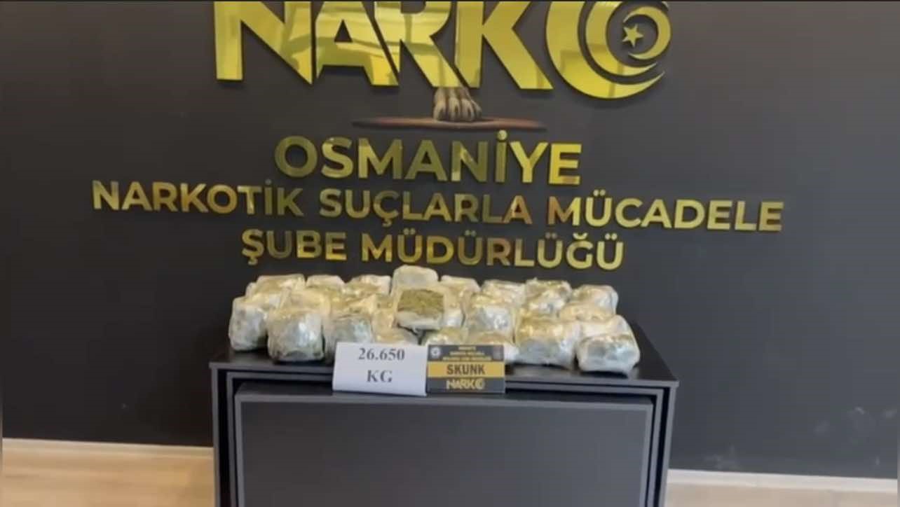 Osmaniye&rsquo;de durdurulan tırda 26 kilo 650 gram uyuşturucu ele ge&ccedil;irildi
